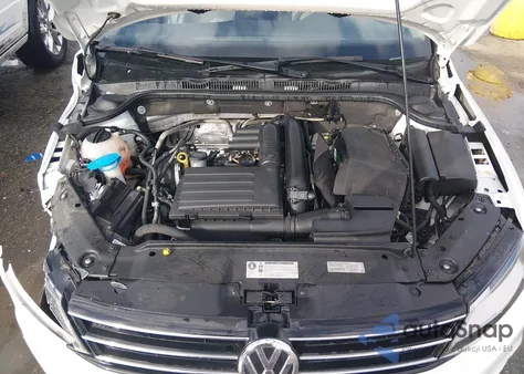 2017 Volkswagen Jetta 1.4T S z USA, uszkodzony, nr VIN 3VW2B7AJ1HM400206